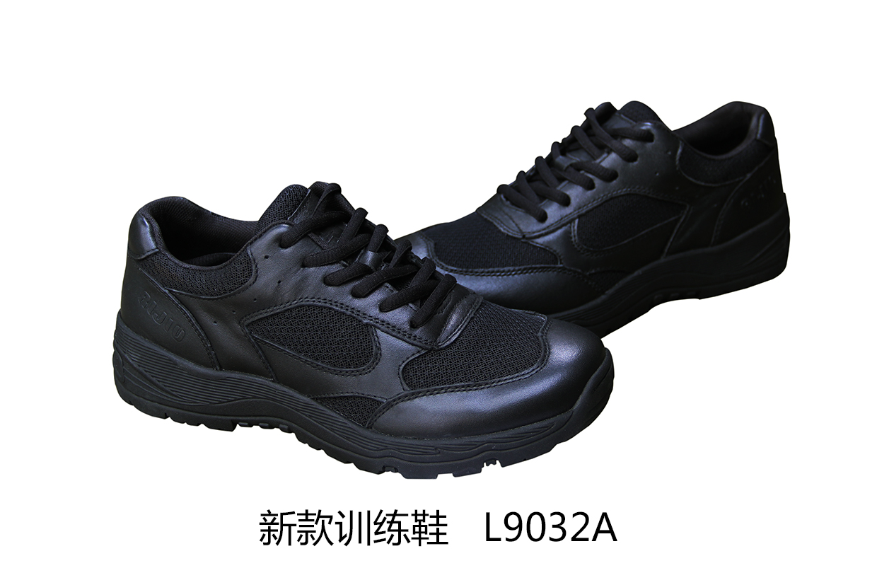L9032A  New Training Shoes